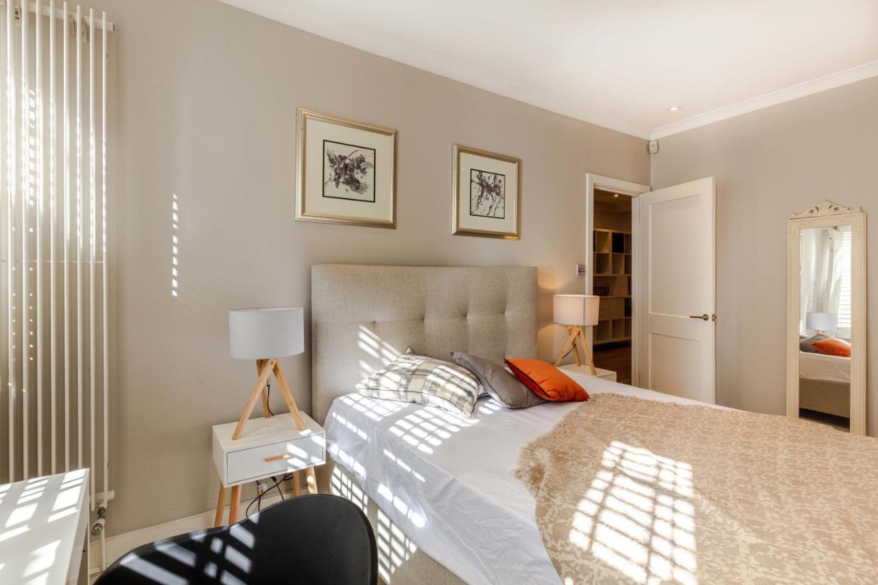 Appartamento Kensington Garden Flat Londra Esterno foto